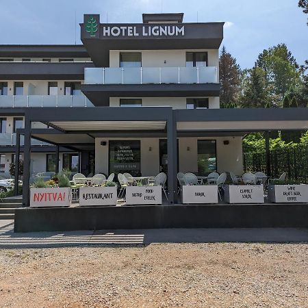 Lignum Hotel Miskolc Bagian luar foto