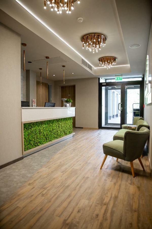 Lignum Hotel Miskolc Bagian luar foto