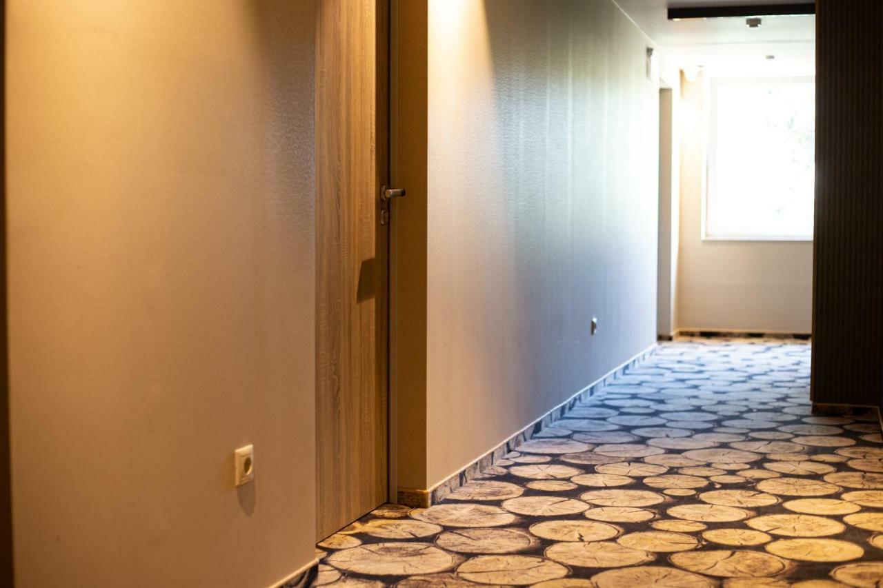 Lignum Hotel Miskolc Bagian luar foto