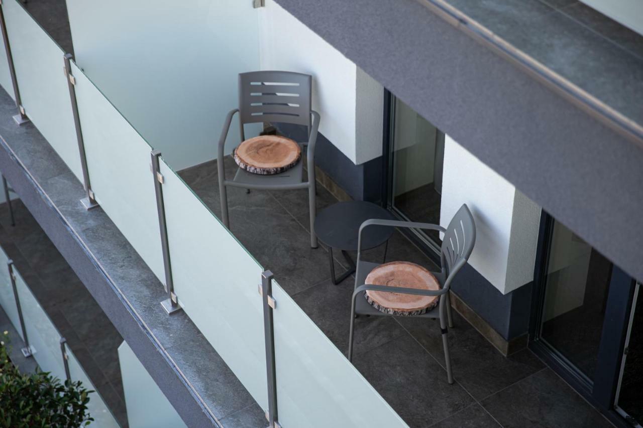 Lignum Hotel Miskolc Bagian luar foto